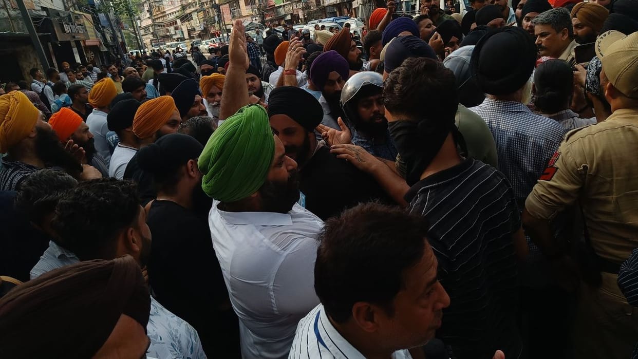 Jammu Kashmir: Sikh students assaulted at Commerce College; students take to the streets over desecration of t