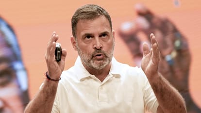 लोकसभा में नेता विपक्ष राहुल गांधी