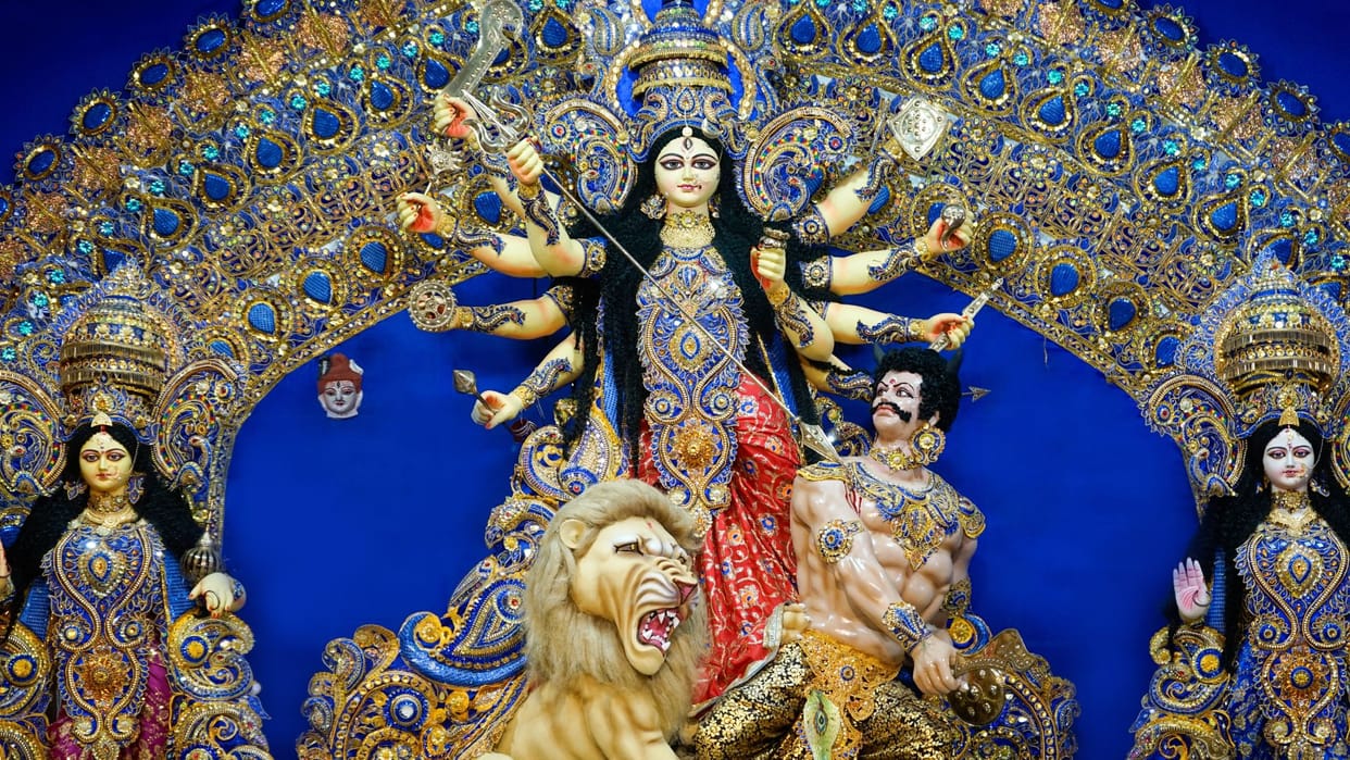 Must bring these four things in Shardiya Navratri prosperity will come Navratri Ghar Mein Leke Ae Ye Cheeze