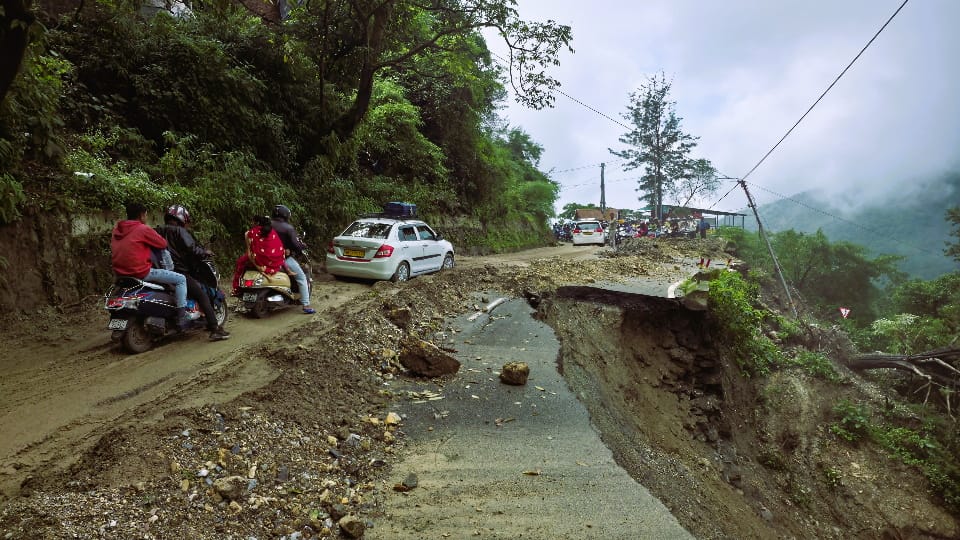 Dehradun Flood Mussoorie Road Life entangled at Maggi Point beautiful places devastated by the disaster