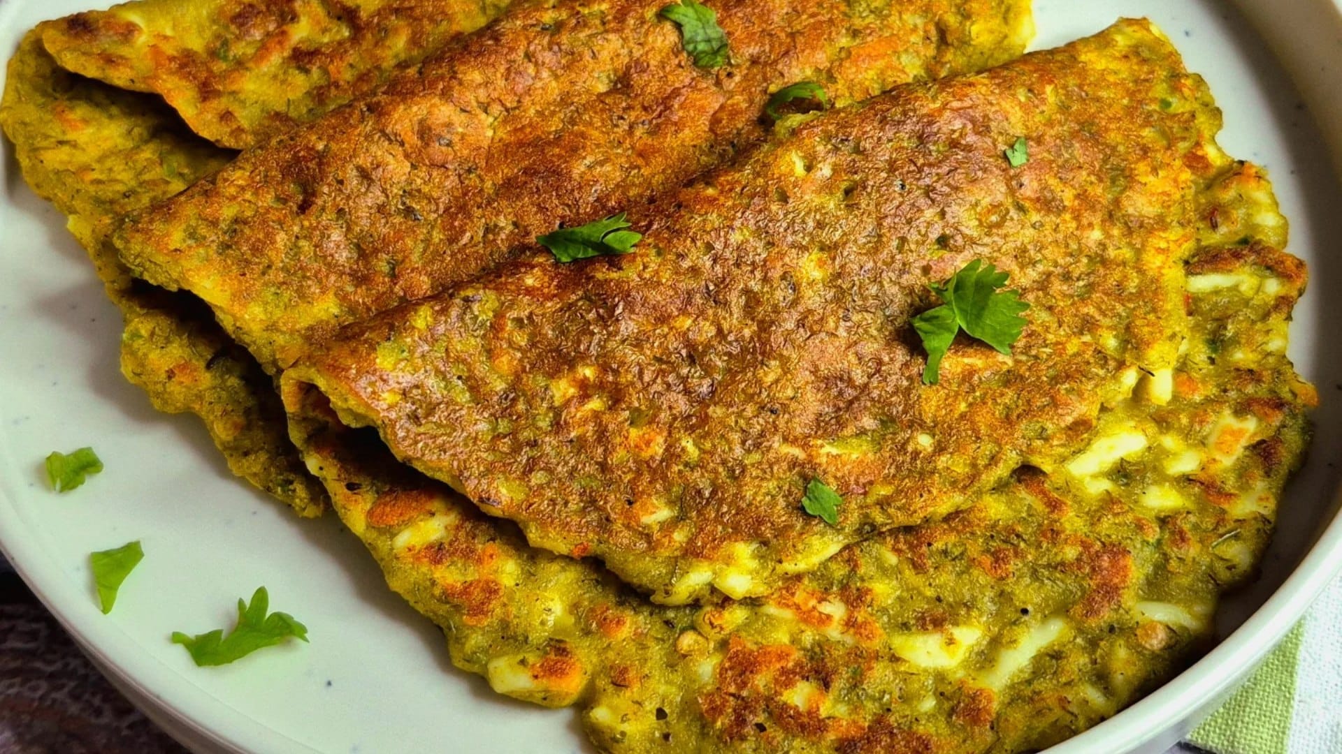 Easy Moong Dal Chilla Recipe During Monsoon Season Know How To Make Moong Dal Chilla