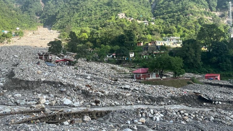 Dehradun Disaster: आपदा में बह गईं पेयजल लाइनें, 35 हजार लोग बूंद-बूंद को तरसे