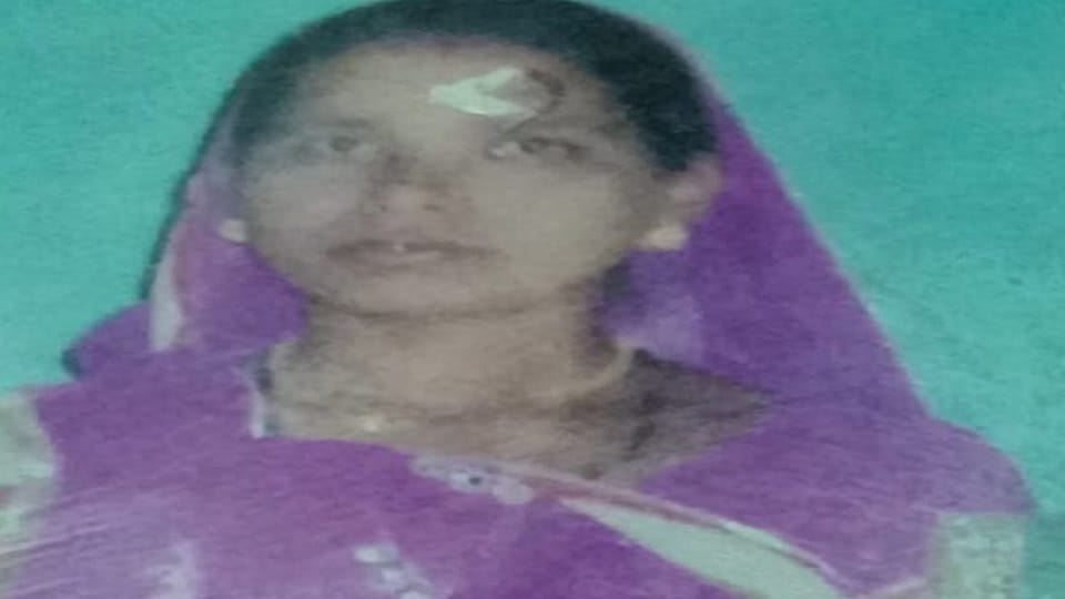 Tragic demise of BJP leader Ajit Singh wife wave of mourning in the city in Balrampur