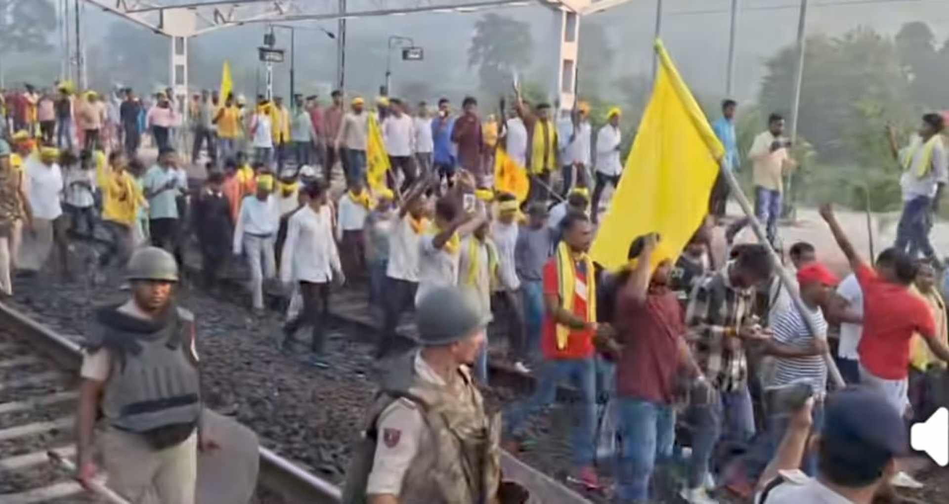 कुड़मी समाज का रेल रोको आंदोलन