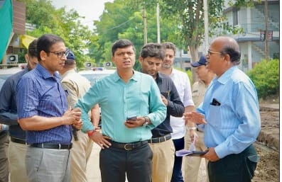 Municipal Corporation doing construction Simhastha 2028. Divisional Commissioner arrived inspection happened