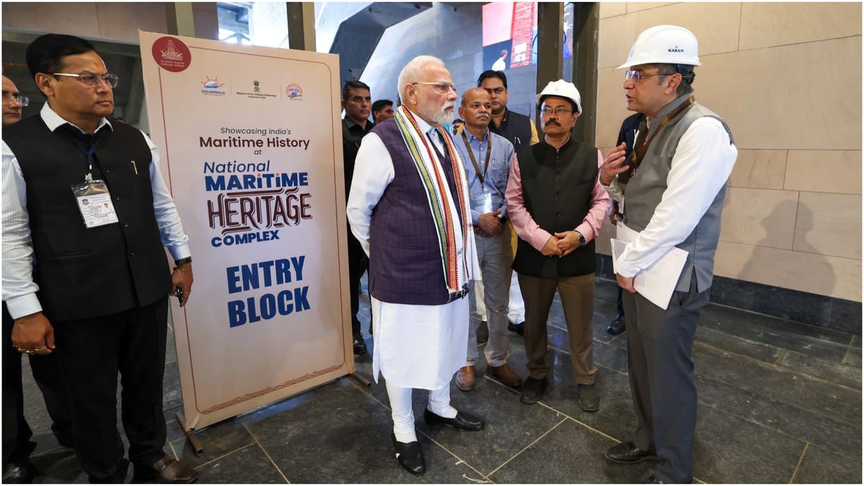 PM Modi Gujarat Visit Live Updates: Prime Minister to inaugurate Development Project Today News in Hindi