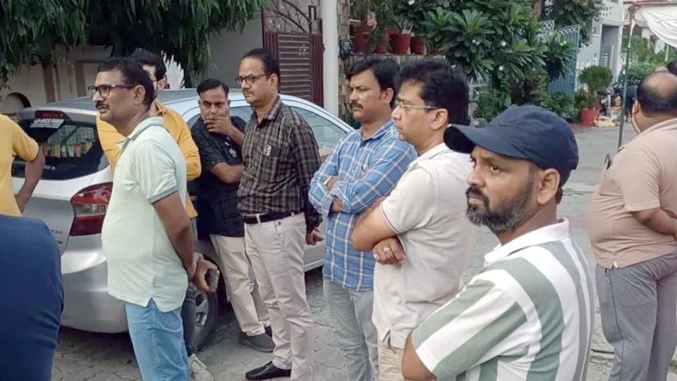 Miscreants kicked scooter of young man who was chasing him he died in accident in lucknow