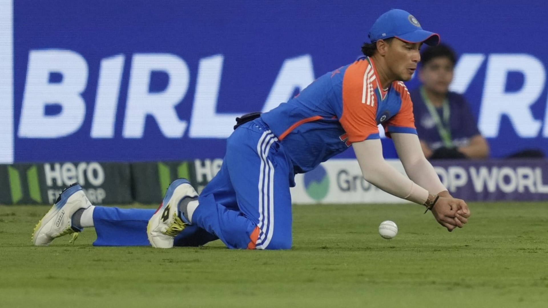 “Abhishek Sharma Steps Up ODI Push with Explosive Vijay Hazare Trophy Preparations”