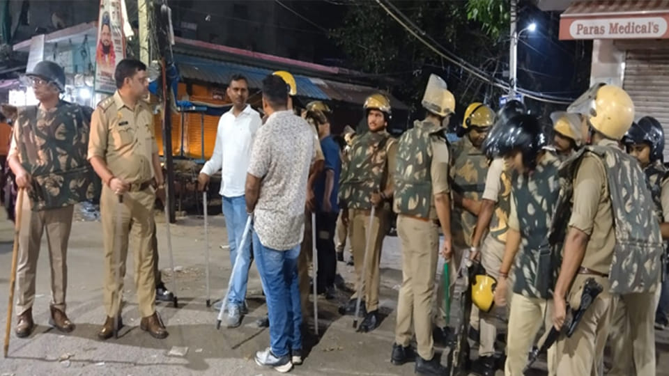 UP: Chaos erupts during a procession in support of "I Love Mohammad," with police team pelted with stones.