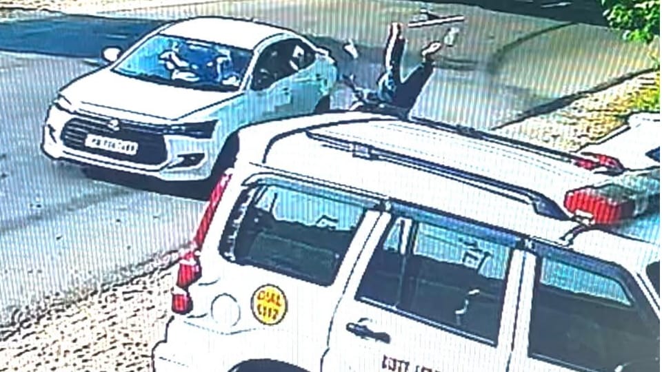 Car hits bike two injured in hit and run case in Halwara Ludhiana