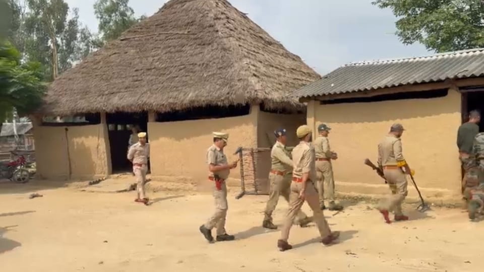 Forest department raids Gujjar settlements near Amandgarh border, intensified checking after wildlife remains