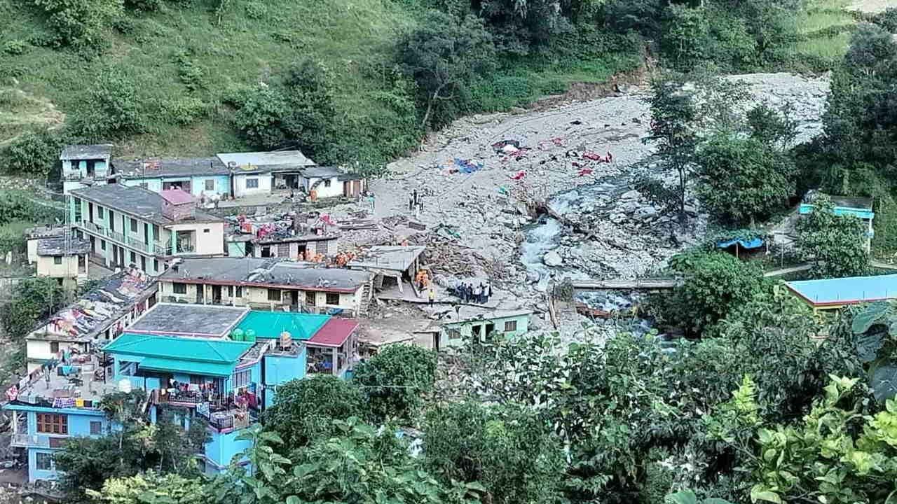 Chamoli Disaster Sera village daughter marriage took place in Gopeshwar with simplicity