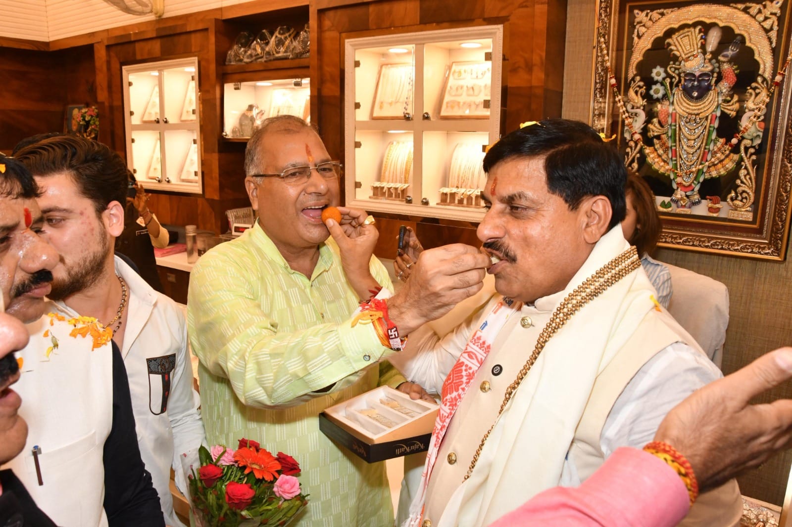 MP News: Chief Minister bought kurta for Dussehra, paid with UPI, says GST-2.0 is a savings festival