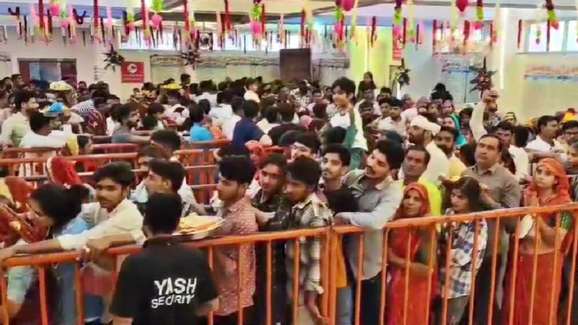 Sharadiya Navratri: Jhinmata Appears to Devotees in Form of Shailputri, Significance of This Temple in Sikar