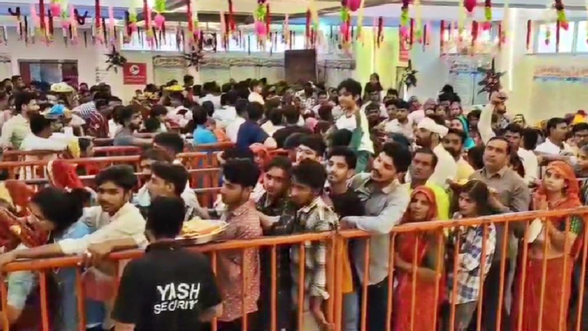 Sharadiya Navratri: Jhinmata Appears to Devotees in Form of Shailputri, Significance of This Temple in Sikar