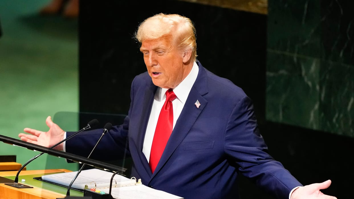 Donald Trump attends ceasefire ceremony with Thailand and Cambodia during Malaysia visit