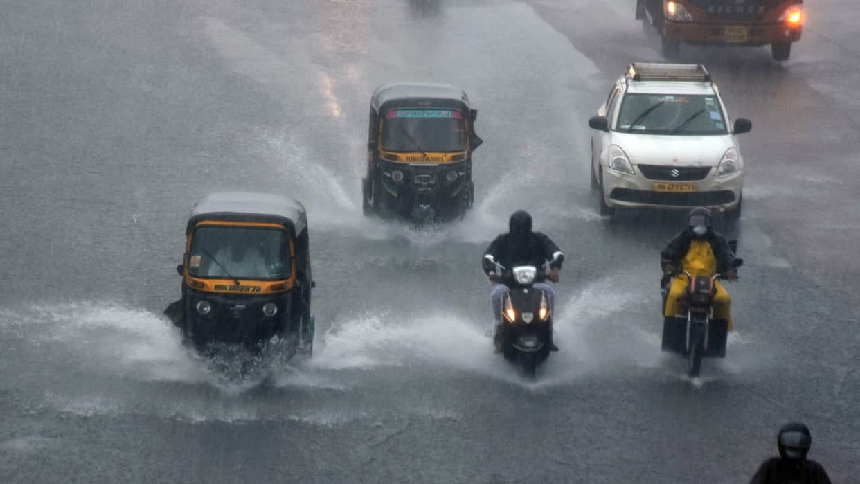 weather today updates heavy rain alert for many states delhi ncr yellow alert