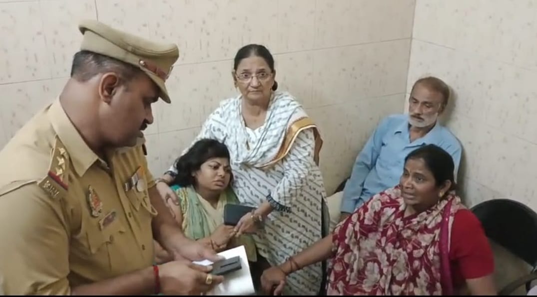 Kannauj Murder Contractor and his nephew murder woman held her daughter hostage and looted In Kannauj