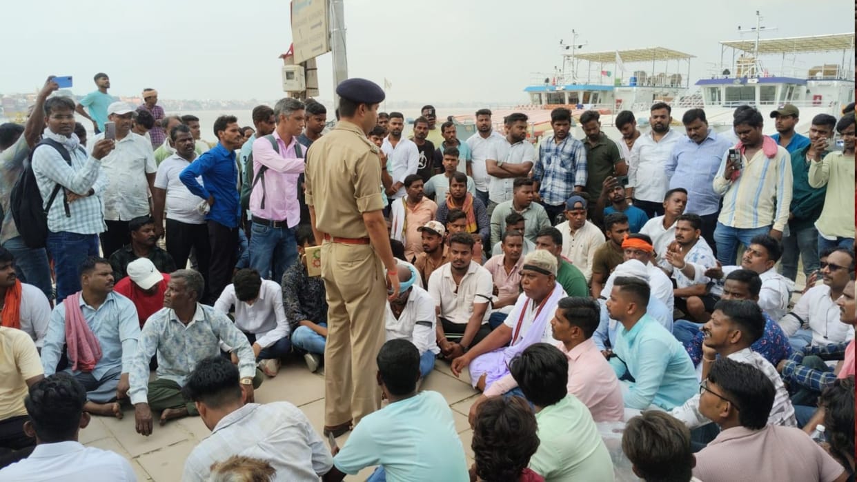 Boatmen protest on Dashashwamedh Ghat for boat operation in Varanasi