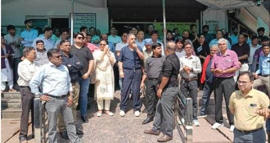 IMA officials protested against illegal recovery from doctors
