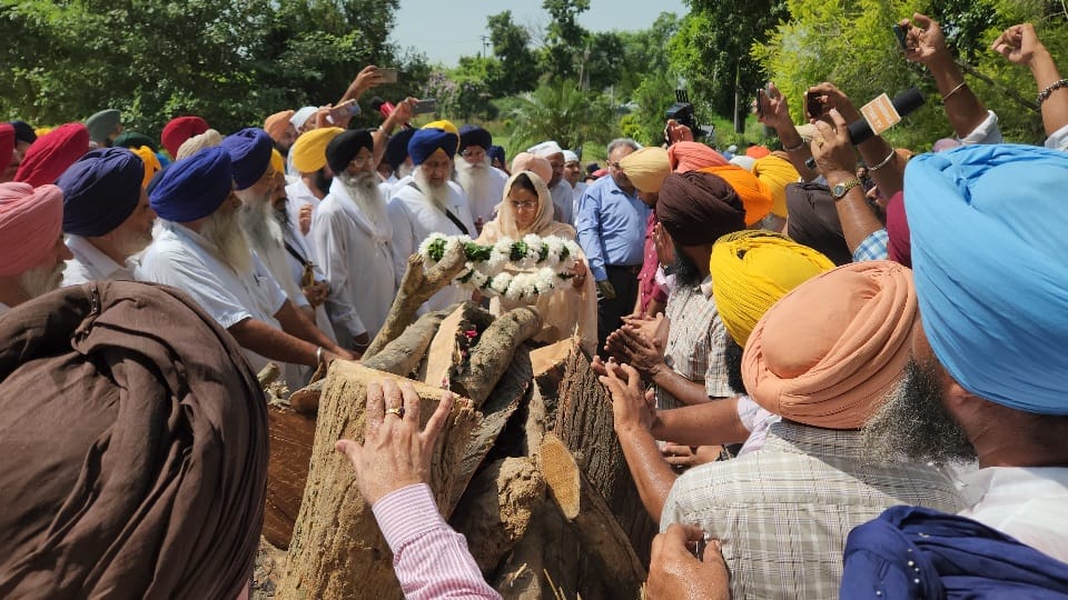 Former minister Harmel Singh Tohra cremated in Patiala sons lit funeral pyre