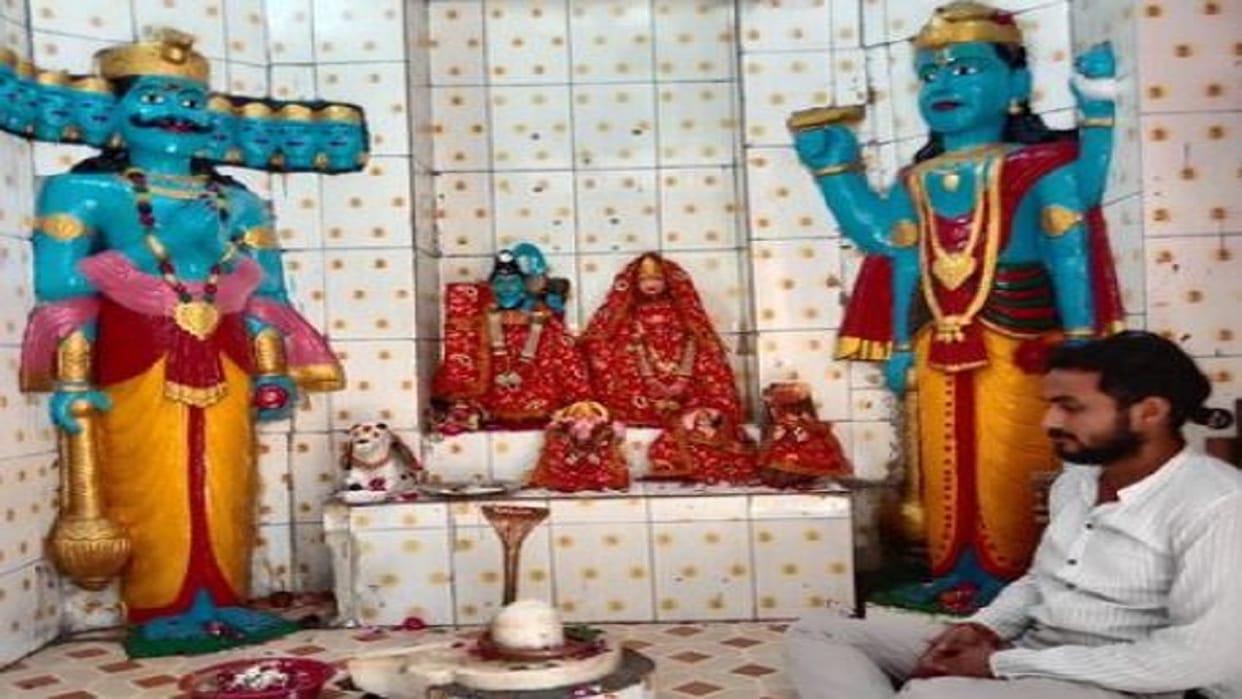 Ravana temple is located in Badaun where people worship on Dussehra