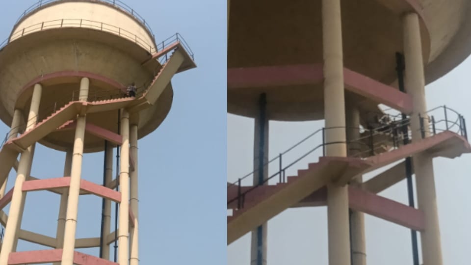 Saharanpur: Medical College Worker Climbs Water Tank, Threatens Self-Immolation Over Pending Salary