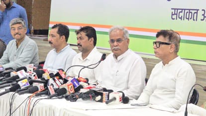 CWC Meeting: Mallikarjun Kharge attacks PM Modi NDA government, Bhupesh Baghel, Bihar election, Rahul Gandhi