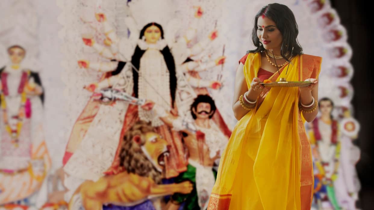 durga puja 2025 how to get perfect durga puja Bengali look