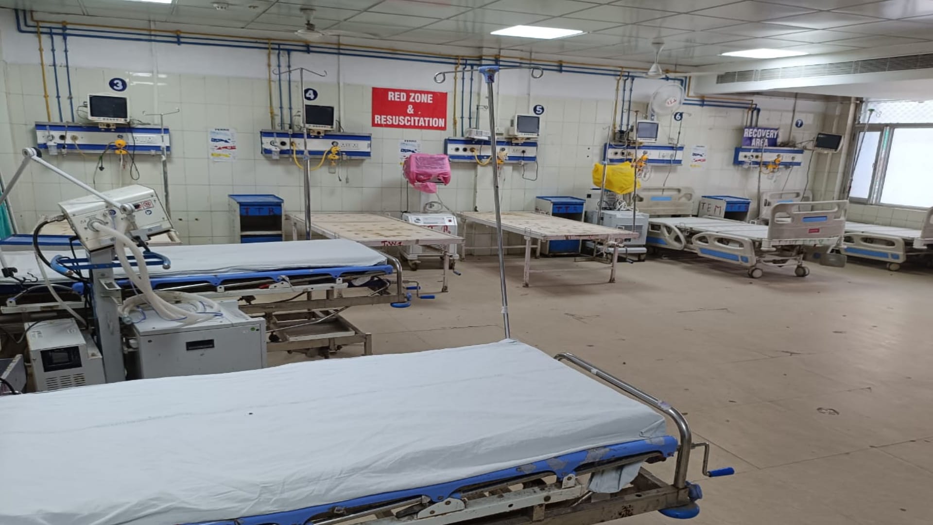 SRN Hospital strike continues for second day, OPD, operations halted, chaos ensues