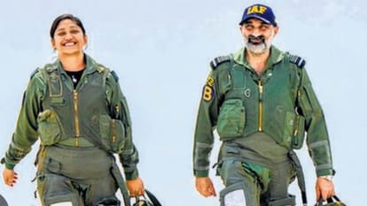 Farewell to MIG-21 Sky salute to MiG from height of 8000 feet Squadron Leader Priya create history in Chandiga