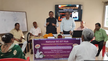 Kanpur: 10-day herbal cosmetic and perfumery training concludes, participants awarded certificates