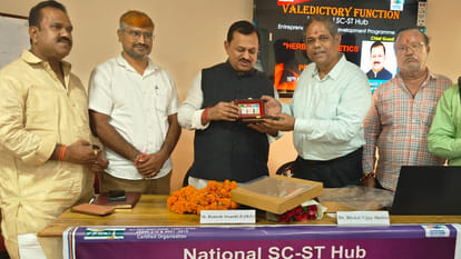 Kanpur: 10-day herbal cosmetic and perfumery training concludes, participants awarded certificates