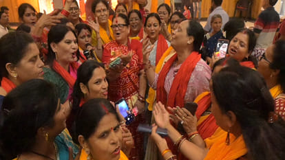 Mata Ki Chowki program was organized, and people enjoyed the hymns