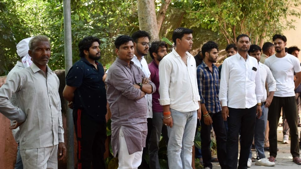 Aligarh Accident Horror Burnt Bodies Identified Build and Torn Clothes After Delhi-Kanpur Highway Tragedy
