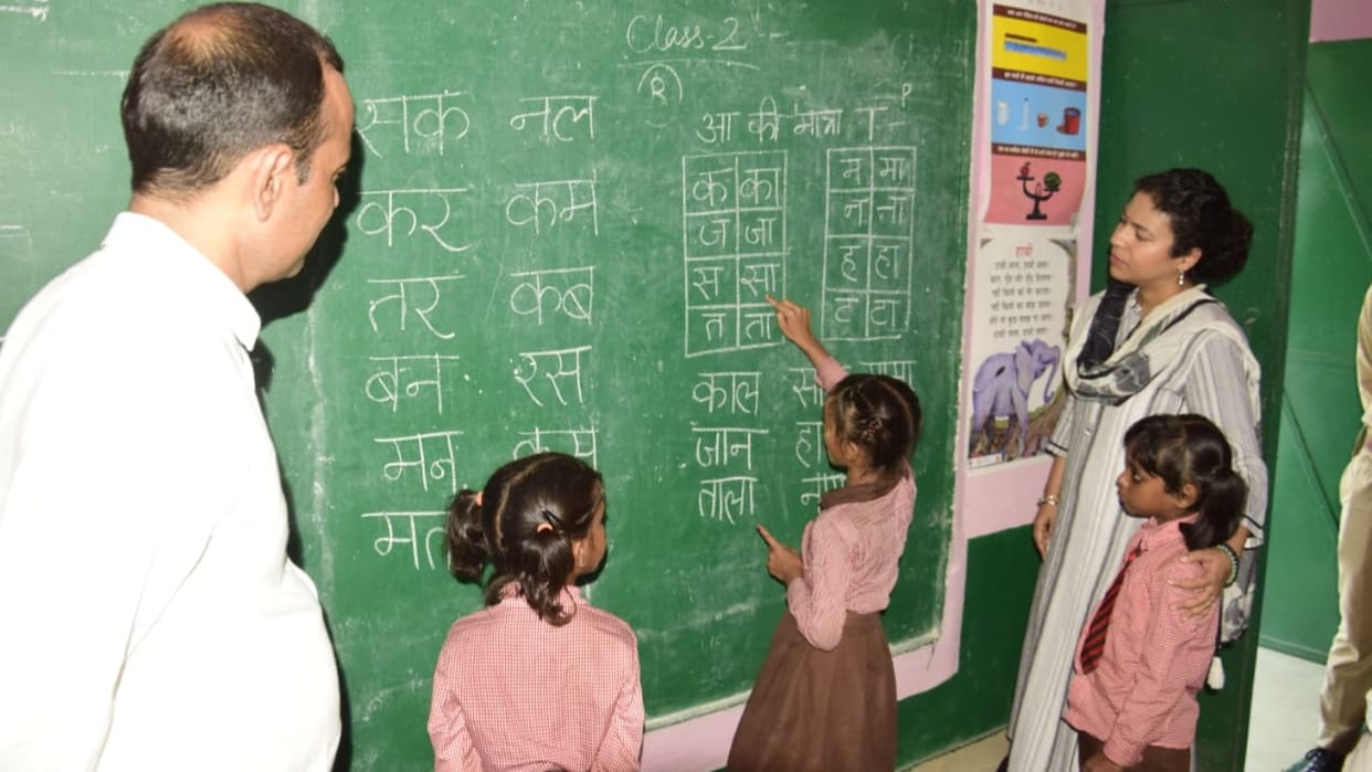 DM Durga Shakti Nagpal conducted a surprise inspection of schools in lakhimpur kheri