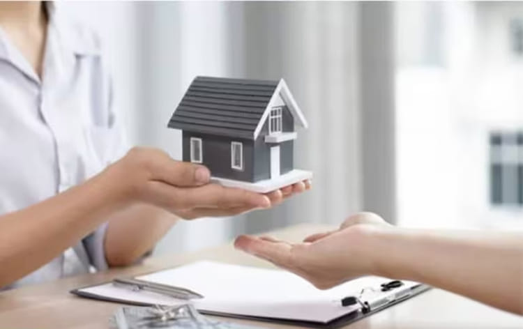 यूपी: संपत्ति रजिस्ट्री करने में नियमों में हुआ बदलाव, खरीद-बिक्री से जुड़े सभी लोगों के पास जाएगा ओटीपी