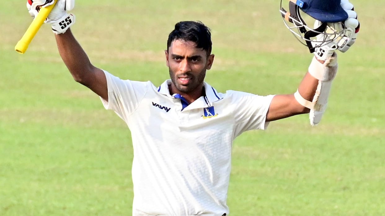 Irani Cup: Abhimanyu Easwaran half-century help Rest of India make 142 on day 2 still 200 runs behind Vidarbha