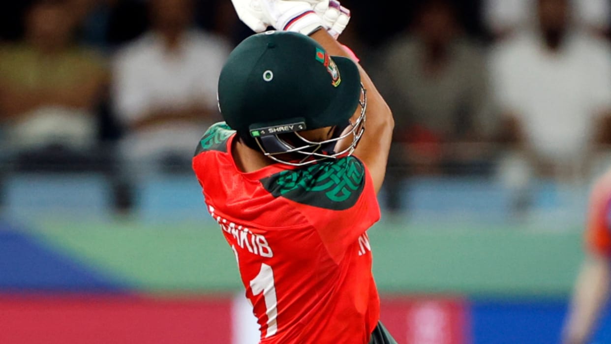 Pak vs Ban Live Score: T20 Asia Cup 2025 Pakistan vs Bangladesh Super 4 Match Today at Dubai Stadium