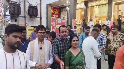 Finance Minister OP Chaudhary met traders under bachat utsav