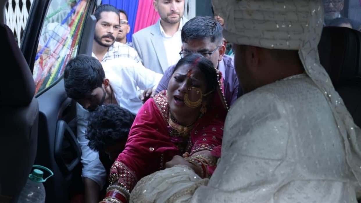Chamoli Disaster Sera village daughter marriage took place in Gopeshwar with simplicity