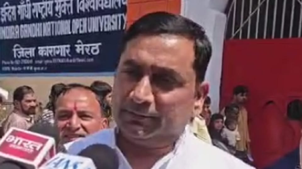 Central Market: Dr. Somendra Tomar said - SP did not show seriousness on the demolition order