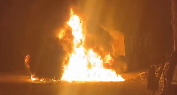 Mahoba Accident A head on collision between two dumper caught fire driver burned alive traffic halted for hour