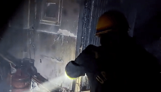 Lucknow: A massive fire broke out in a house due to a short circuit.