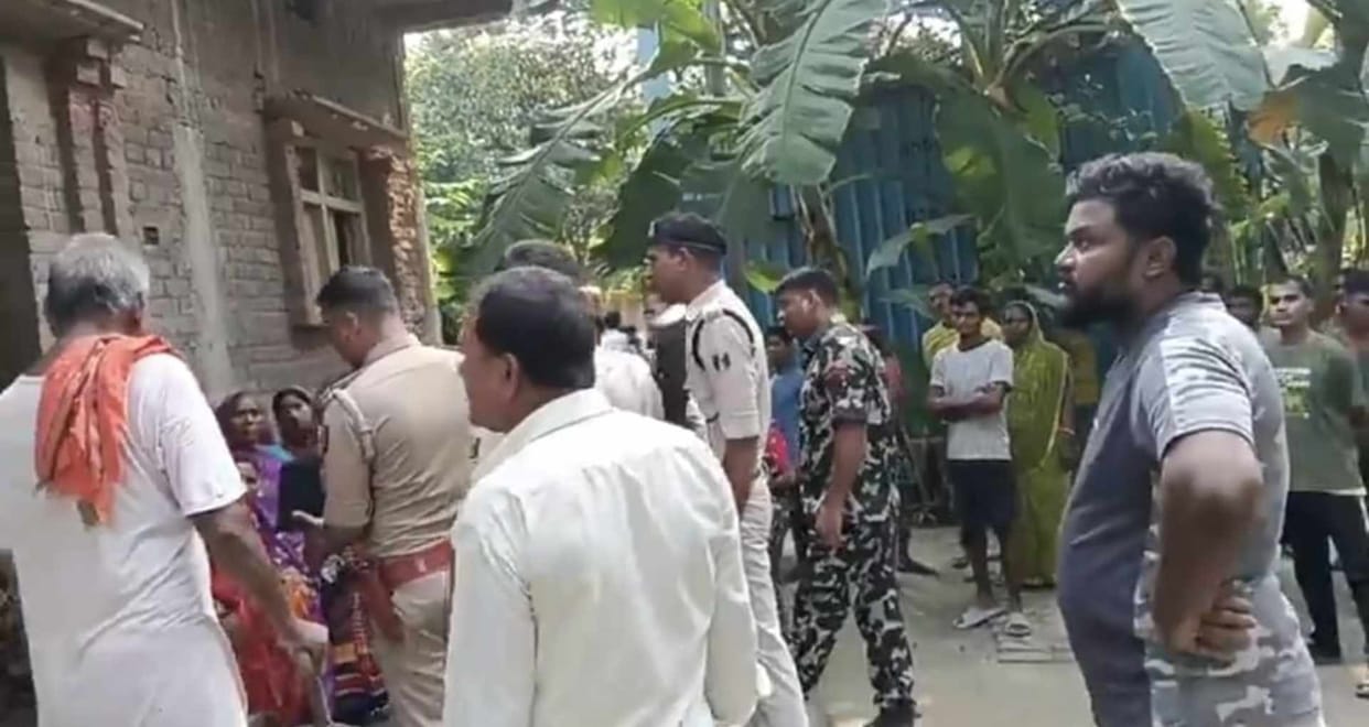 vaishali pond bridge woman kidnapping rescue police investigation
