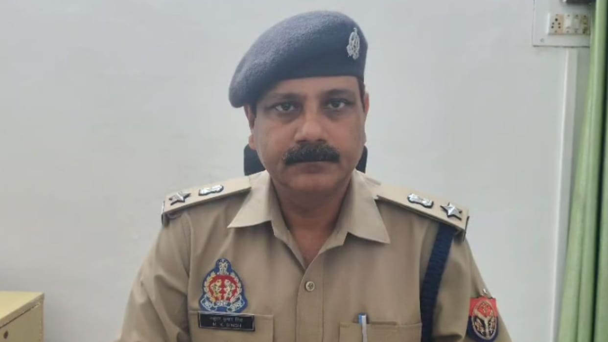 false news about stone-pelting at Durga Puja pandal in Azamgarh