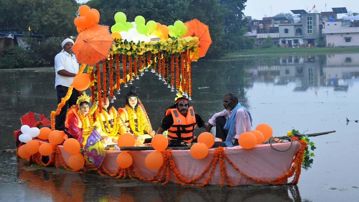 Ram Sita and Laxman were taken across the Ganges by boat in Ramlila Bareilly