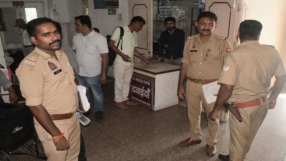 Death in front of mother: Priyanka was hit and crushed by a vehicle, mother kept crying loudly