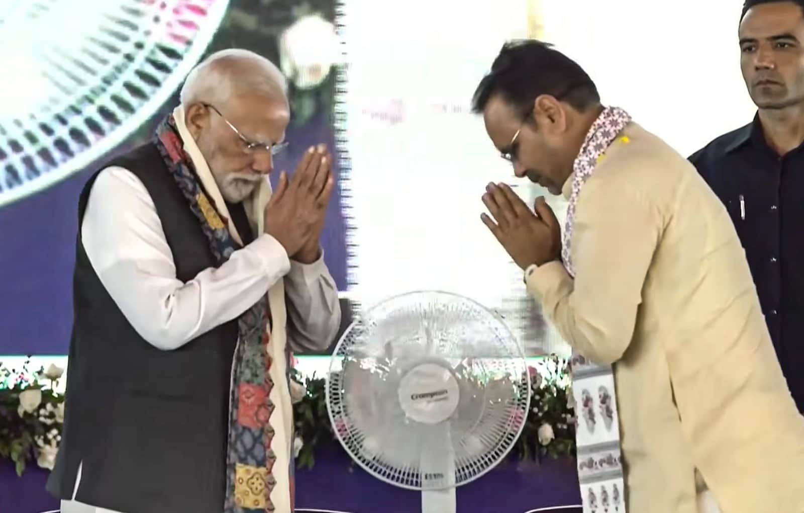 PM Modi Rajasthan Visit Narendra modi inaugurates development vande bharat train renewable energy And SPP Bans