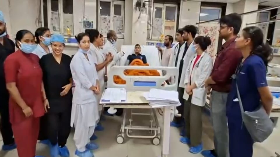 14-year-old Siddhant survives snakebite after critical treatment at Meerut Medical